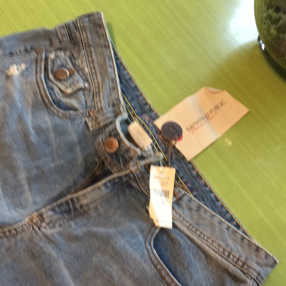 Banana Republic Premium Denim, Size 12, Cropped - Picture 1 of 6